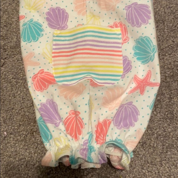 Baby Girl Romper - Picture 3 of 3